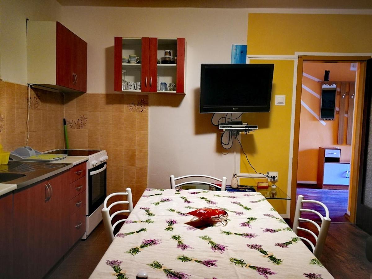 Apartments Anita ซริกเวนิซา ภายนอก รูปภาพ