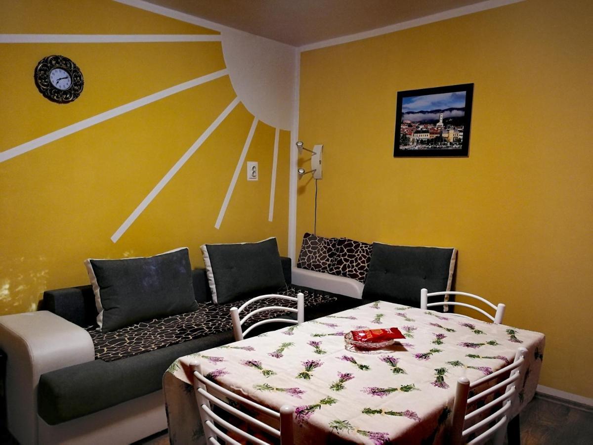 Apartments Anita ซริกเวนิซา ภายนอก รูปภาพ